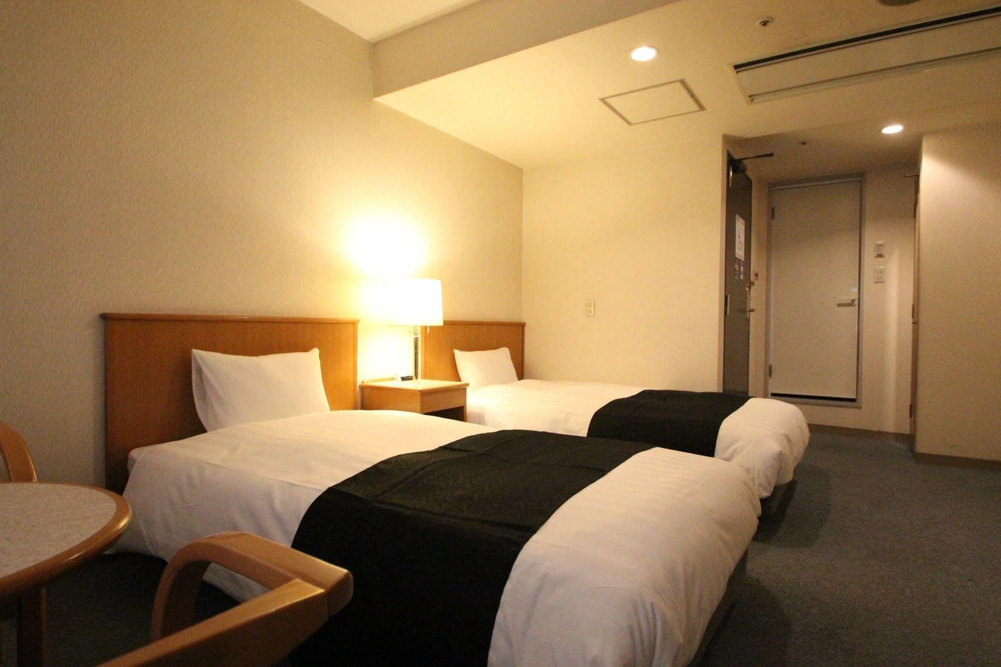 Apa Hotel Yokohama Tsurumi Exterior photo